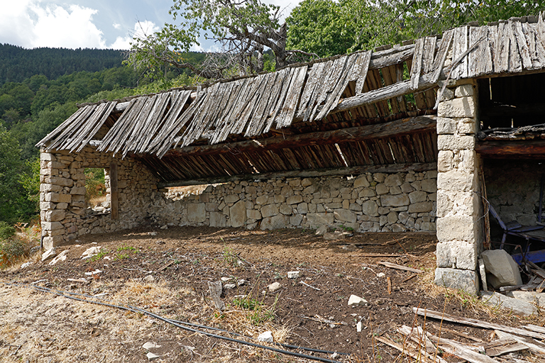 entrepôts agricoles, remises agricoles, hangars agricoles et bergeries du Pays Asses, Verdon, Vaïre, Var