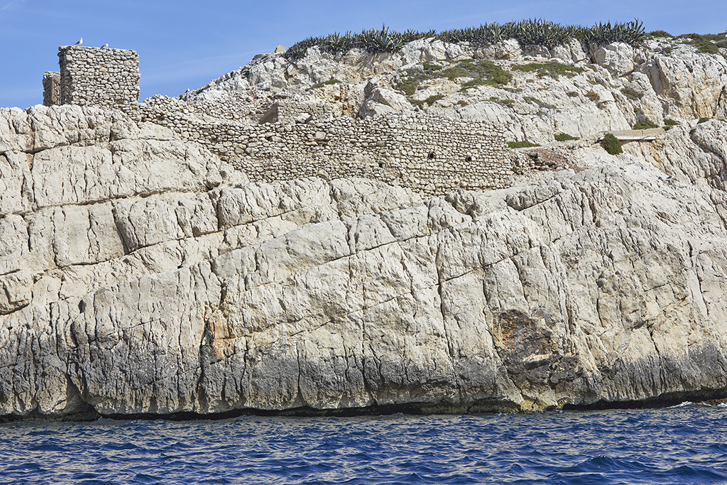 Poste photo-electrique, ensemble vu de la mer, côté sud 