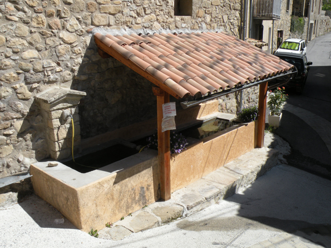 fontaine-lavoir du Barri