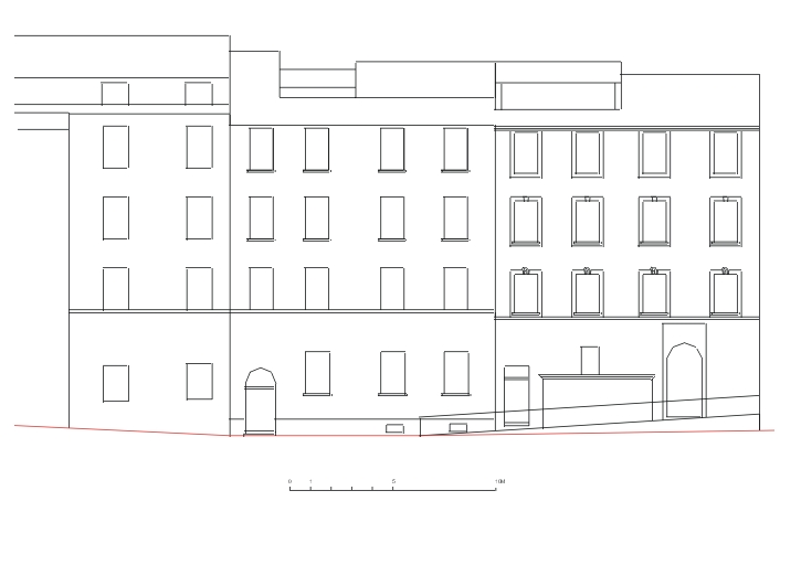 maison puis couvent de visitandines Saint-François-de-Sales puis hôpital et presbytère, puis hôpital et mairie, actuellement immeuble et établissement administratif