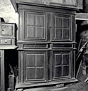 meuble de sacristie (au sol) : armoire (N° 1)