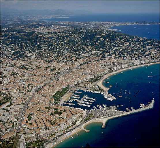 présentation de l'étude du patrimoine balnéaire de Cannes