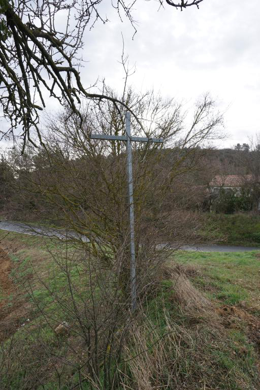 Croix de chemin dite croix de Saint-Valentin