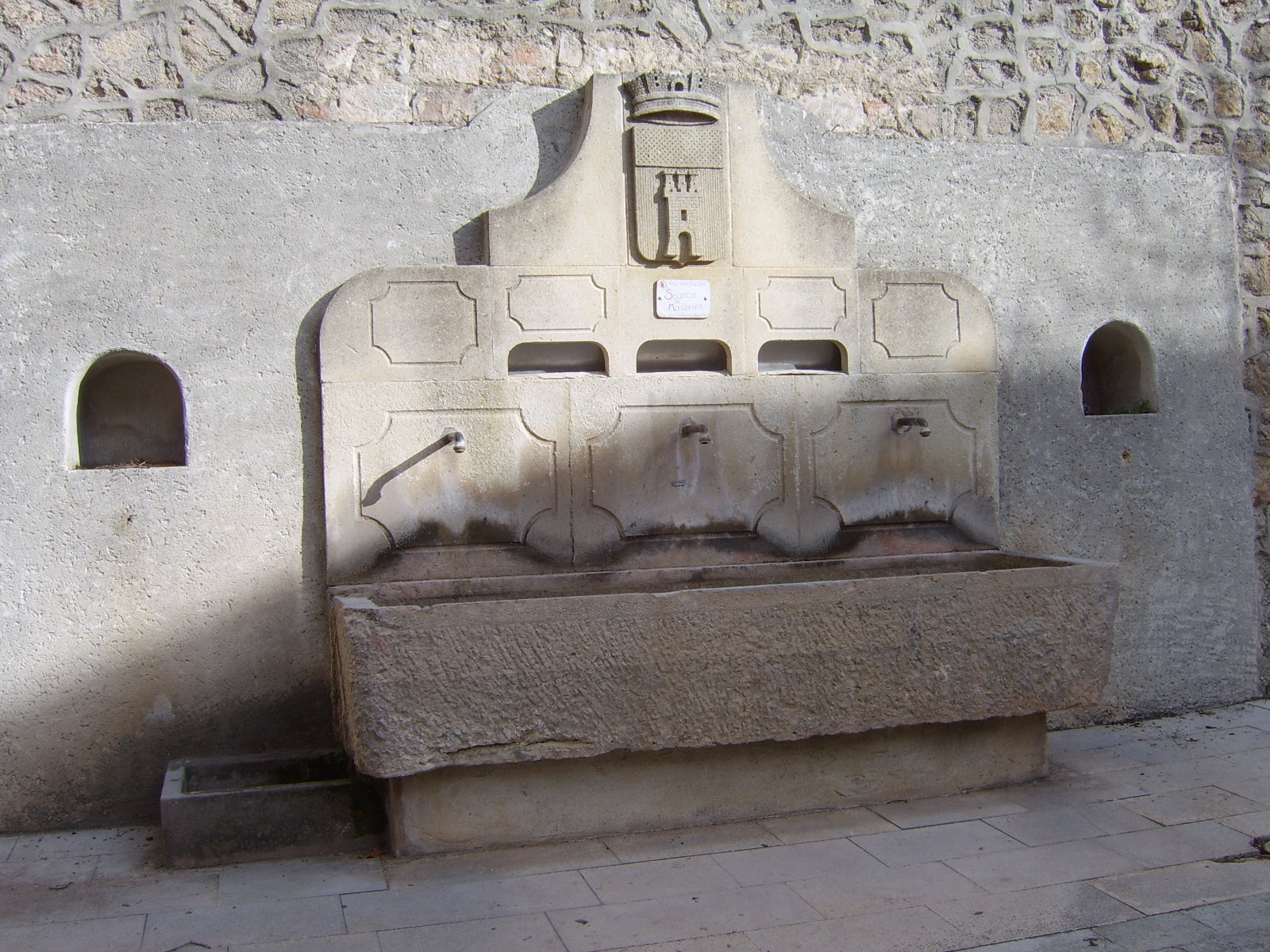 Fontaine dite fontaine de la Place, ancienne fontaine de la République