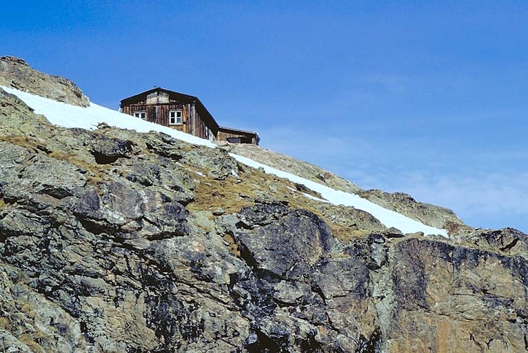 refuge de montagne d'alpinistes dit refuge Evariste chancel, refuge de haute montagne