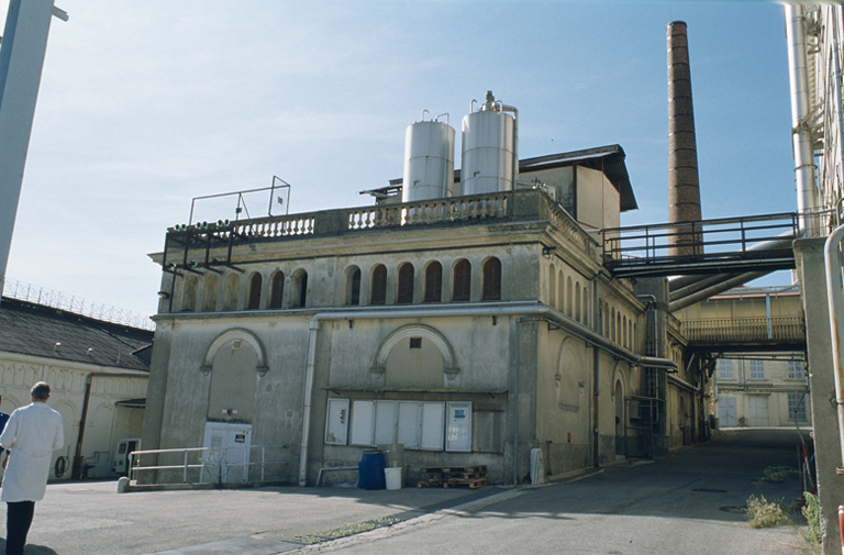 bâtiment conventuel, puis parfumerie Roure-Bertrand, actuellement immeuble de bureaux