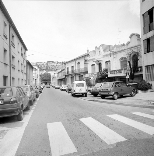 Avenue Jean Jaurès, vue d'ensemble d'est en ouest.