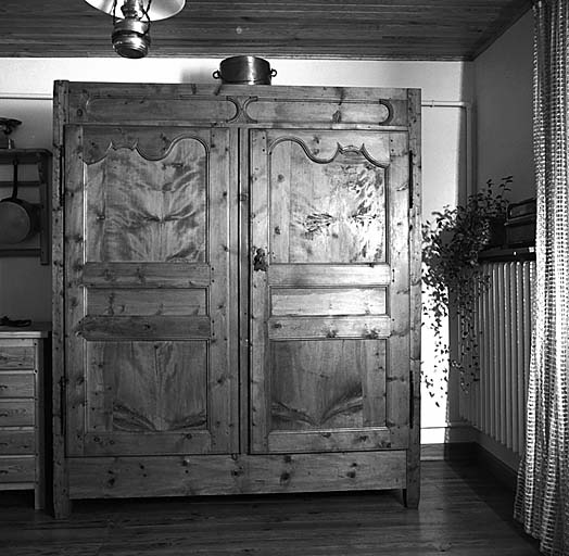 armoire (N° 11)