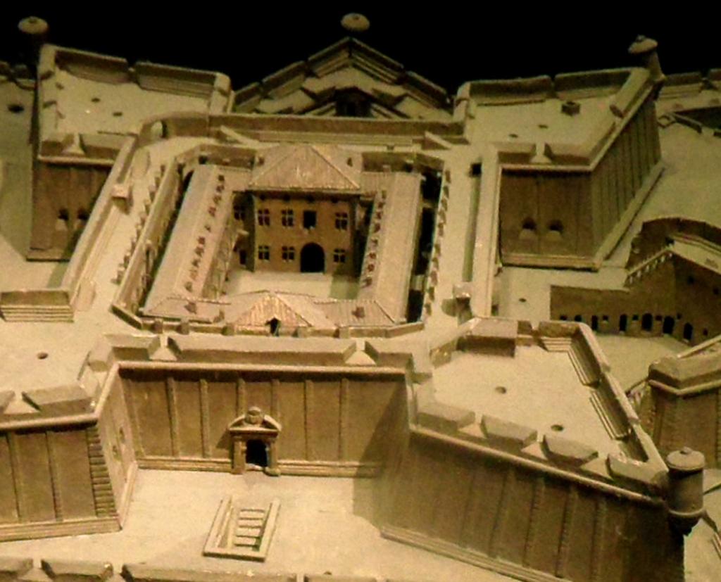 [Le haut fort de la citadelle de Marseille], c. 1670. Détail du donjon côté poterne