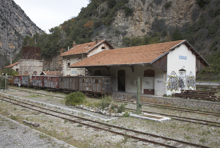 gares des Chemins de fer de Provence