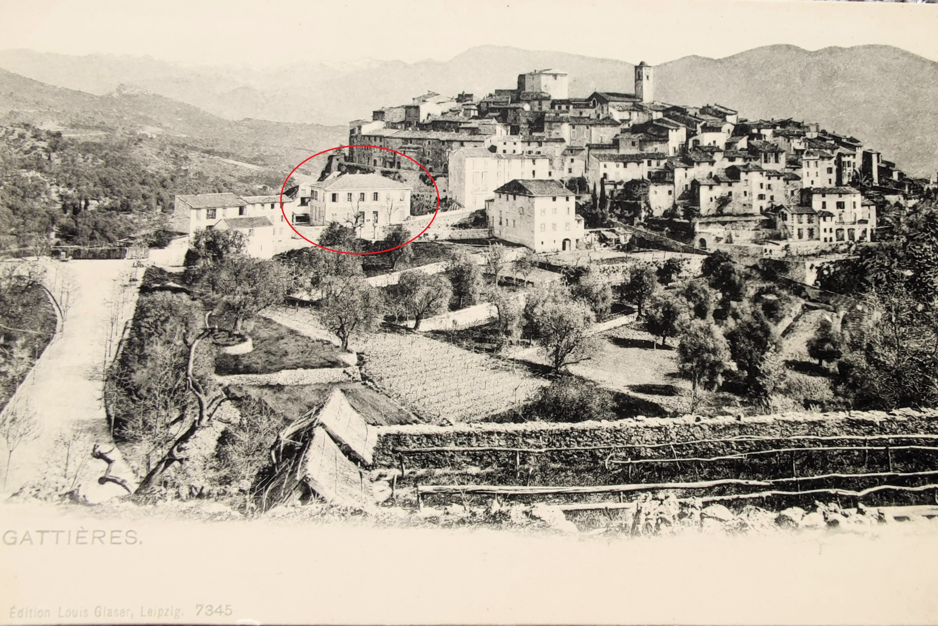 Gattières [vue de la mairie avant son agrandissement en 1932].