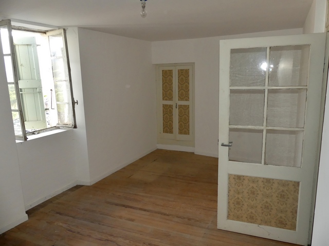 Partie ouest. Etage, chambre. Vue de volume prise du nord-est.