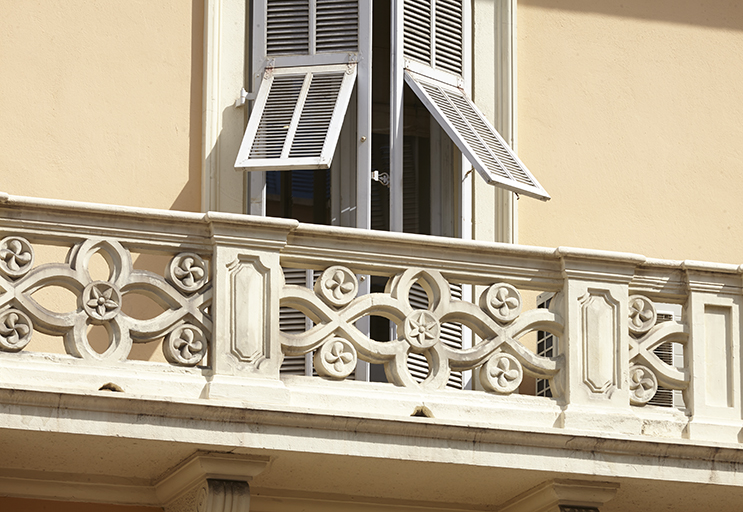 Hôtel de voyageurs dit Hôtel de la Méditerranée, actuellement immeuble