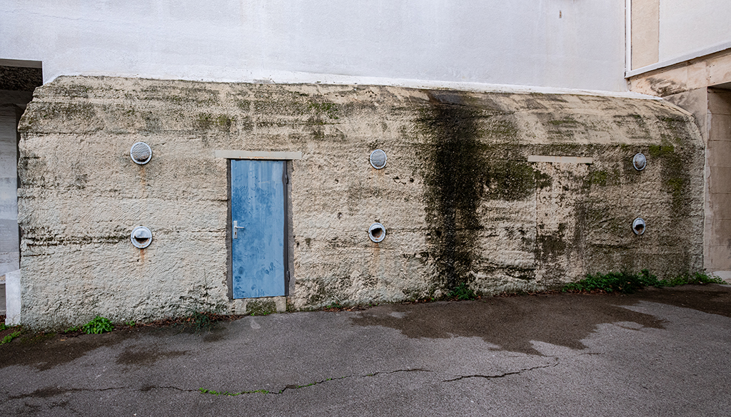 Marseille ville, casemate abri (type regelbau L423A) du lycée Saint-Charles, mur de gorge