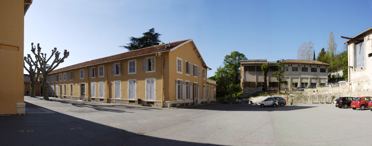 parfumerie Tombarel Frères, actuellement école et entrepôt public