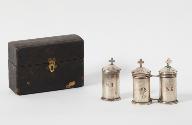 Coffret aux saintes huiles avec les trois ampoules