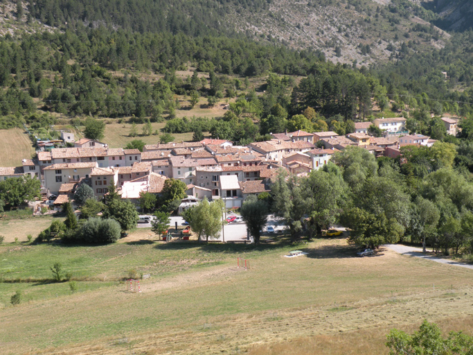 village de La Garde