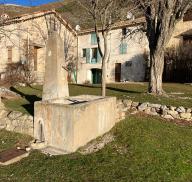 Fontaine et lavoir