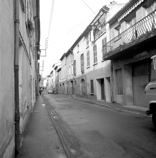 Rue Martin-Bidouré. Vue prise du sud-ouest.