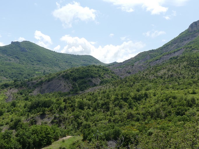 Site castral de Creyssint. Vue de situation prise du nord-est.