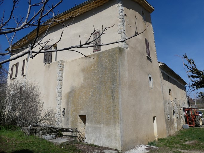 Logis. Vue d'ensemble prise du sud-est.