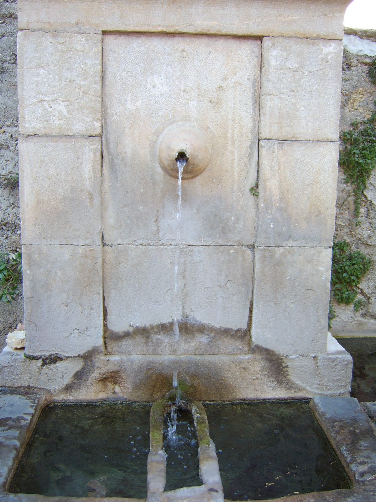 Fontaine et lavoir