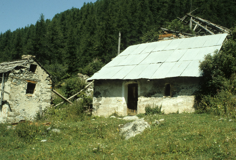 églises paroissiales, chapelles