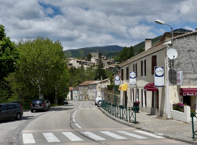 La R.D. 994 et le quartier de la Boule d'Or, vue prise du sud-est.