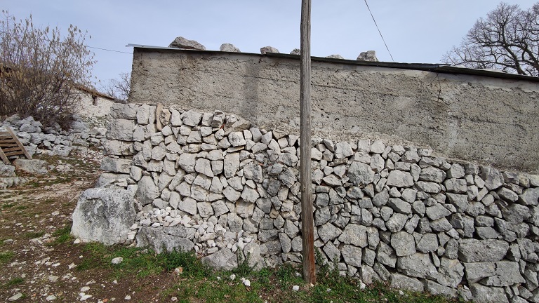 Enclos couvert (1841 E4 343), élévation ouest.