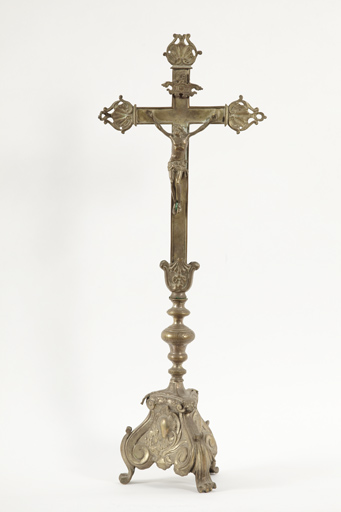 Croix d'autel (N°3) : Christ en croix
