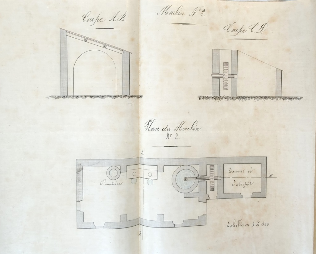 Moulin n°2. Coupe A.B. Coupe C.D. Plan du moulin. [Moulin dit de Cairanq, parcelle 1833 D 726, 2024 D 2509].
