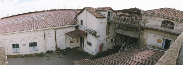 bâtiment conventuel, puis parfumerie Roure-Bertrand, actuellement immeuble de bureaux