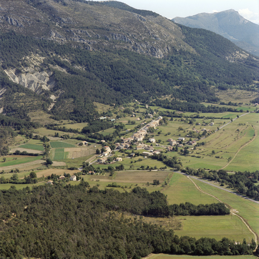 présentation de la commune de Peyroules