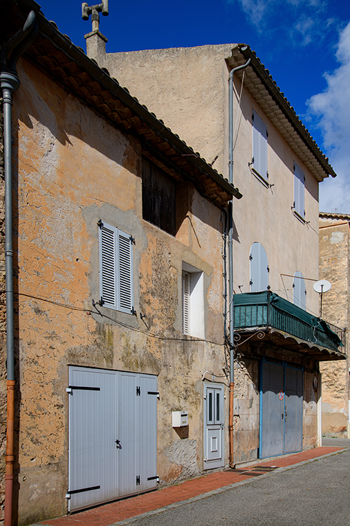 immeuble, puis cercle de sociabilité