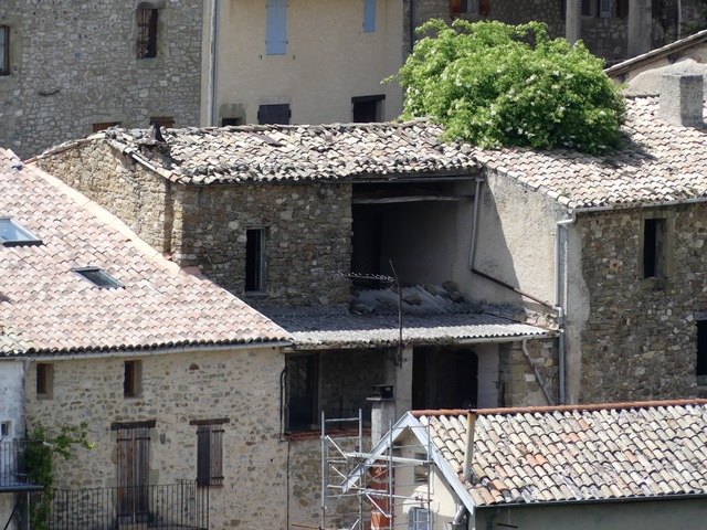 Vue d'ensemble prise du sud-est.