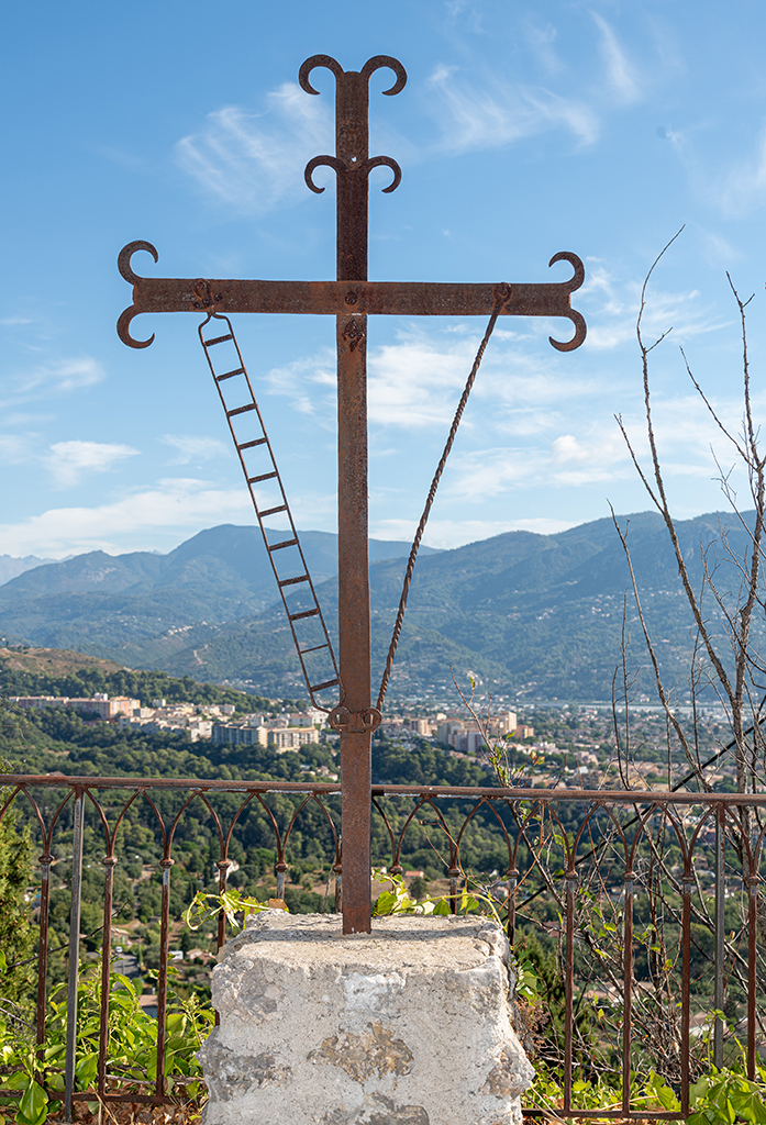 Croix de chemin dite croix de la Passion