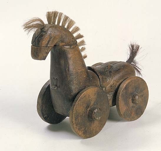 jouet : cheval à roues (N° 2)