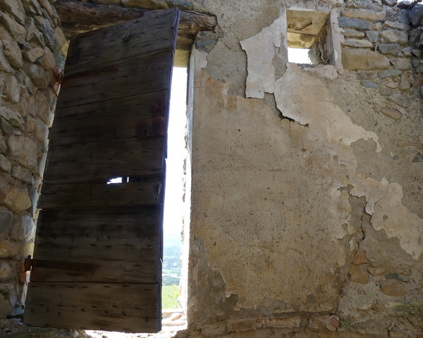 Etage, logis. Mur sud.