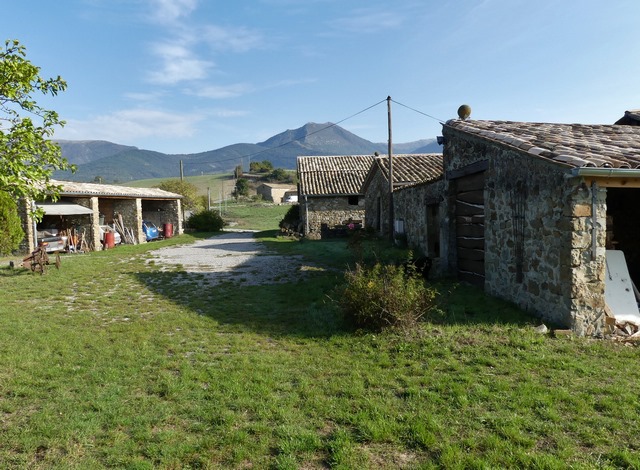 Aire à battre. Vue d'ensemble prise du sud.