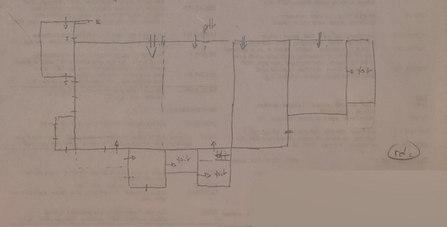 Plan schématique des bâtiments : rez-de-chaussée surélevé.