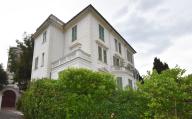 maison de villégiature (villa balnéaire) dite Sans Souci, puis Quo Vadis puis Château de L'Aigle d'or ou L'Aigle d'or, actuellement immeuble