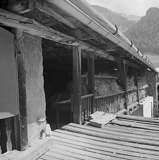 Le balcon du deuxième étage.