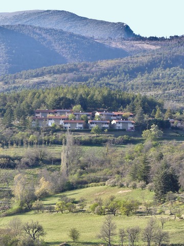 Vue de situation prise du sud.