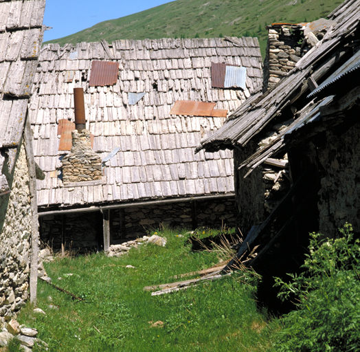 Maison n° 6. Toiture. Versant est.