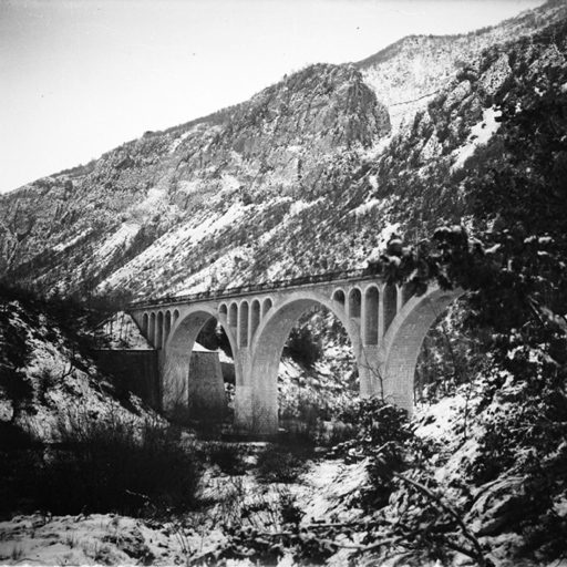 viaduc ferroviaire du Gros-Vallon