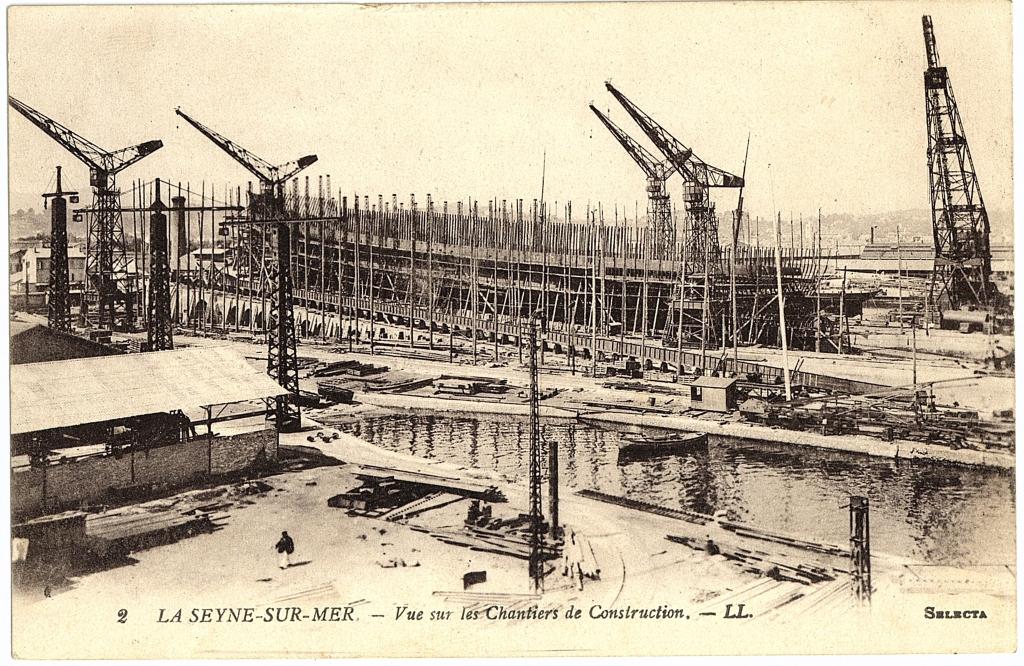 Usine de construction navale, chantiers navals de La Seyne-sur-Mer.