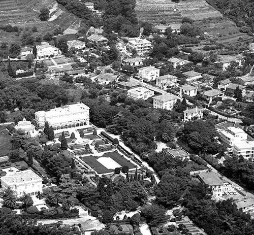 jardin d'agrément de la Villa Grimaldi dite aussi Villa Sainte-Anne, Château Sainte-Anne ou Hermitage, actuellement jardin des Résidences Château Sainte-Anne