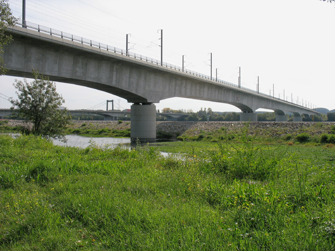 viaduc ferroviaire (TGV) de Roquemaure