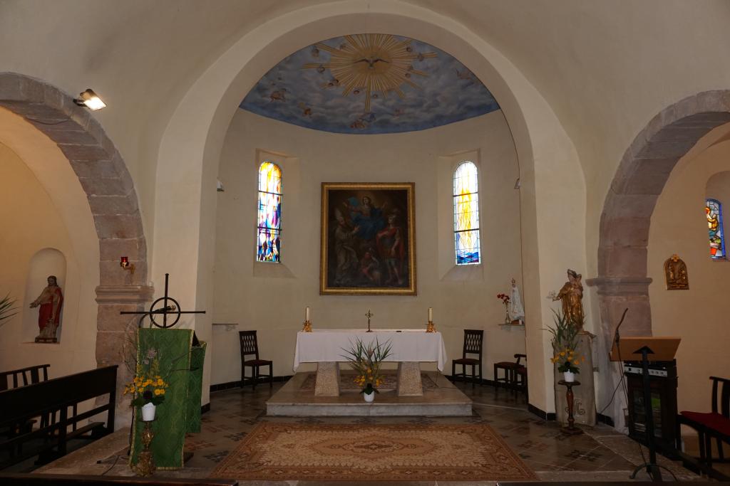 Vue intérieure du choeur.