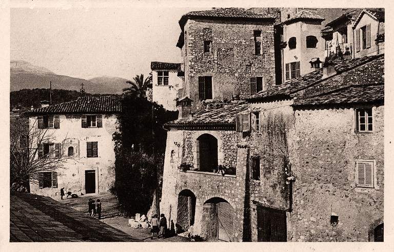 [Vue de l’école prise du sud, première moitié du 20e siècle]. 